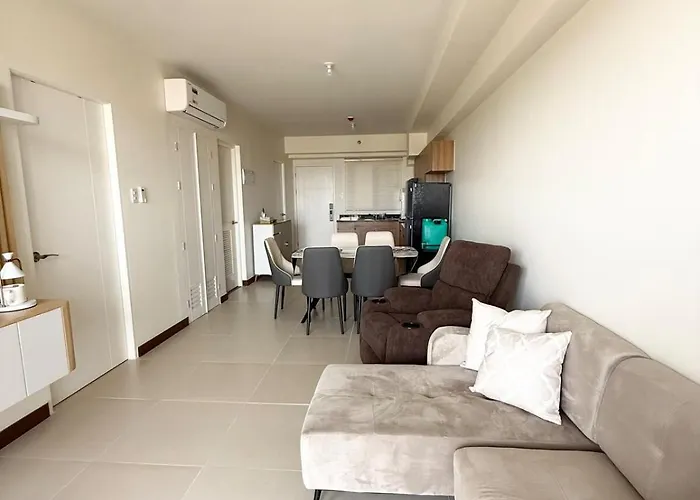 Resort-inspired Staycation Near Bgc And Naia