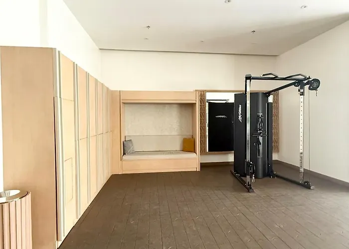 Resort-inspired Staycation Near Bgc And Naia * Manila